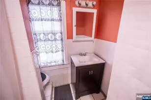 924 Grove St, Irvington, NJ 07111 - Photo 9