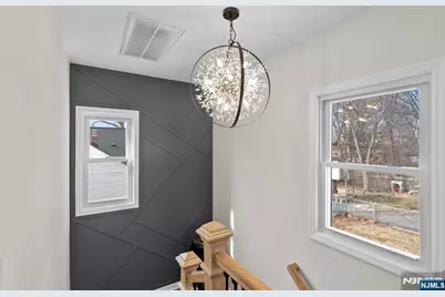 266 Elm Avenue, Teaneck Township, NJ 07666 - Photo 19