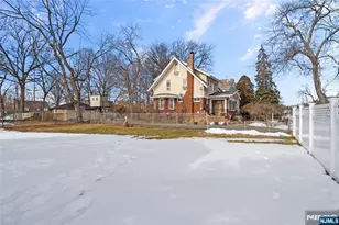 266 Elm Ave, Teaneck Township, NJ 07666 - Photo 31