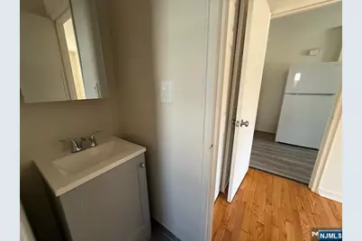 107 Ross Avenue 5B #5B, Hackensack, NJ 07601 - Photo 9