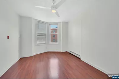 811 Montgomery Street 201 #201, Jersey City, NJ 07306 - Photo 7