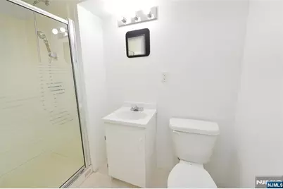 472 Central Boulevard, Fort Lee, NJ 07024 - Photo 21
