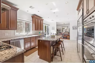 20 Bearbrook Drive, Woodcliff Lake, NJ 07677 - Photo 9