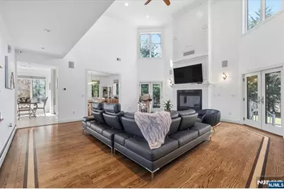 20 Bearbrook Drive, Woodcliff Lake, NJ 07677 - Photo 7