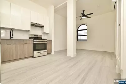 536-540 Central Avenue 401 #401, Newark, NJ 07107 - Photo 7