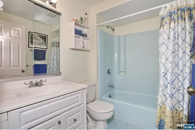 16 Sandburg Court, Mahwah, NJ 07430 - Photo 29