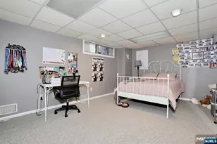 16 Sandburg Ct, Mahwah, NJ 07430 - Photo 33