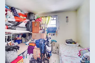6011 Van Buren Place, West New York, NJ 07093 - Photo 17