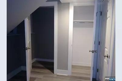 20 Goffle Road, Midland Park, NJ 07432 - Photo 11