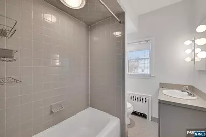 82 Blauvelt Avenue, Dumont, NJ 07628 - Photo 15