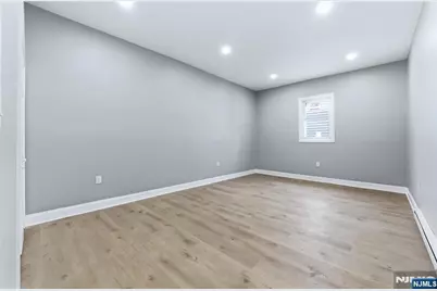 615 22nd Street, Paterson, NJ 07514 - Photo 9