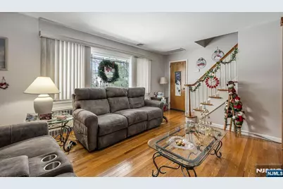 320 Cedar Hill Avenue, Wyckoff Township, NJ 07481 - Photo 5