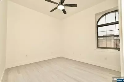 536-540 Central Avenue 403 #403, Newark, NJ 07107 - Photo 11