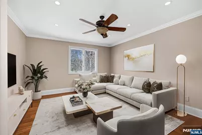 7 Orchard Lane, Old Tappan, NJ 07675 - Photo 5
