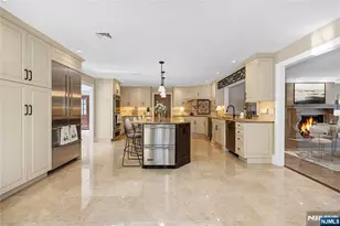 7 Orchard Ln, Old Tappan, NJ 07675 - Photo 11