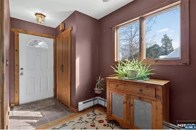 229 Rockland Avenue, River Vale Township, NJ 07675 - Photo 7