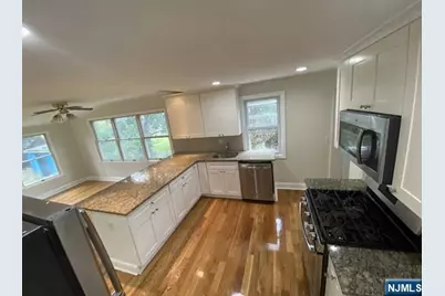 1013 Arlington Road, New Milford, NJ 07646 - Photo 5