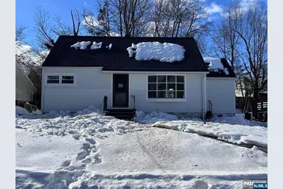 231 Spruce Street, Midland Park, NJ 07432 - Photo 1