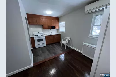 231 Spruce Street, Midland Park, NJ 07432 - Photo 9