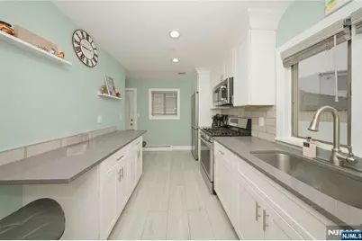 130 Tuella Avenue, Elmwood Park, NJ 07407 - Photo 3