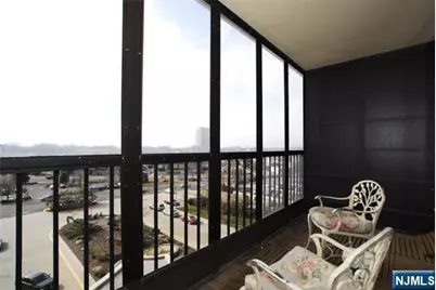 200 Winston 501 #501, Cliffside Park, NJ 07010 - Photo 13