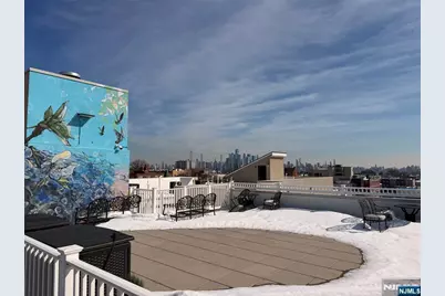 972 Summit Avenue 401 #401, Jersey City, NJ 07307 - Photo 9