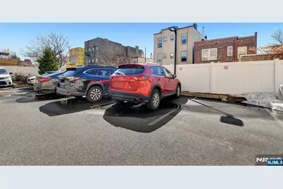 974 Summit Avenue 401 #401, Jersey City, NJ 07307 - Photo 47