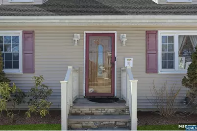 95 Cedar Avenue, Hackensack, NJ 07601 - Photo 3