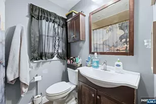 95 Cedar Ave, Hackensack, NJ 07601 - Photo 9