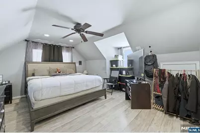 95 Cedar Avenue, Hackensack, NJ 07601 - Photo 11