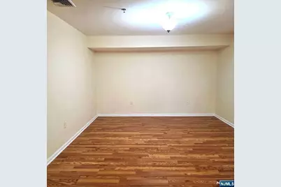 24 Van Vechten Street 2nd Fl. #2nd Fl., Newark, NJ 07114 - Photo 19