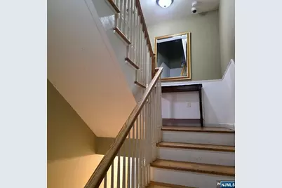 24 Van Vechten Street 2nd Fl. #2nd Fl., Newark, NJ 07114 - Photo 3