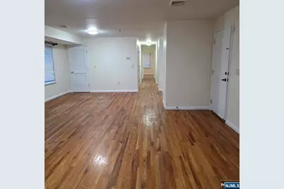 24 Van Vechten Street 2nd Fl. #2nd Fl., Newark, NJ 07114 - Photo 11