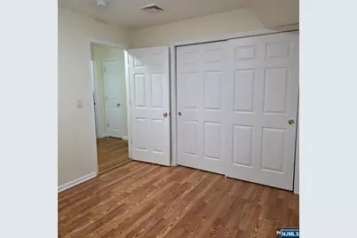 24 Van Vechten Street 2nd Fl. #2nd Fl., Newark, NJ 07114 - Photo 25