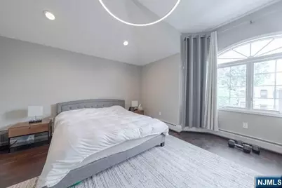 434 Washington Avenue, Cliffside Park, NJ 07010 - Photo 3