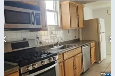 25 Hazelton Street, Ridgefield Park, NJ 07660 - Photo 7