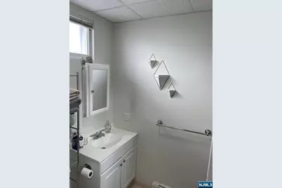 632 Chase Avenue 1 #1, Lyndhurst Township, NJ 07071 - Photo 9