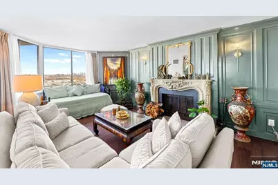 2005 Harmon Cove Tower, Secaucus, NJ 07094 - Photo 5