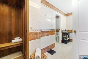 2005 Harmon Cove Tower, Secaucus, NJ 07094 - Photo 33