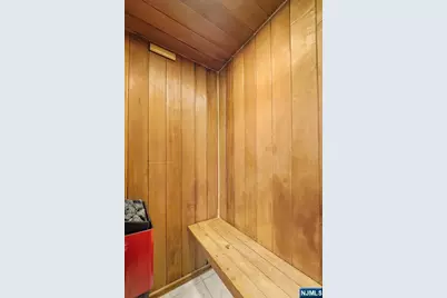 2005 Harmon Cove Tower, Secaucus, NJ 07094 - Photo 35