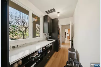 61 Essex Drive, Tenafly, NJ 07670 - Photo 23