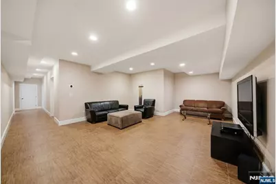 61 Essex Drive, Tenafly, NJ 07670 - Photo 35