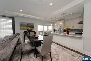 30 Marquis Ct, Edgewater, NJ 07020 - Photo 3