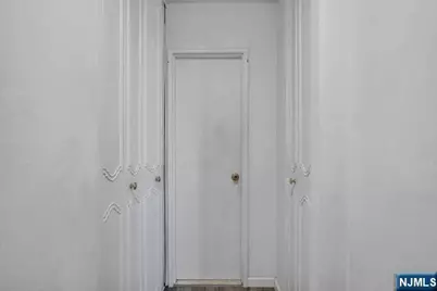 2100 Linwood Avenue 15P #15P, Fort Lee, NJ 07024 - Photo 17