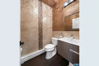 56 Lilac Lane, Paramus, NJ 07652 - Photo 9