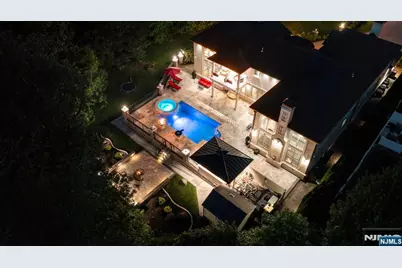 56 Lilac Lane, Paramus, NJ 07652 - Photo 33