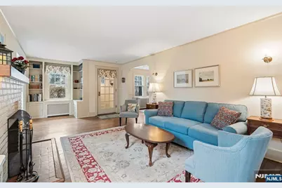 97 Harding Road, Glen Rock, NJ 07452 - Photo 7