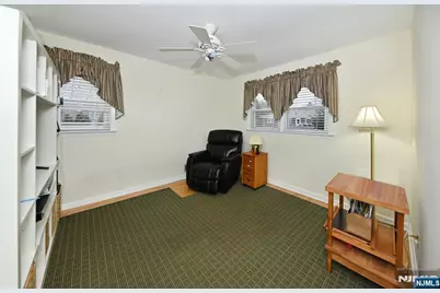 888 Edison Street, Washington Township, NJ 07676 - Photo 11