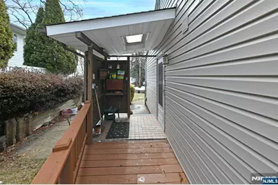 888 Edison Street, Washington Township, NJ 07676 - Photo 19