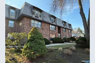 274 County Road 3E #3E, Tenafly, NJ 07670 - Photo 1